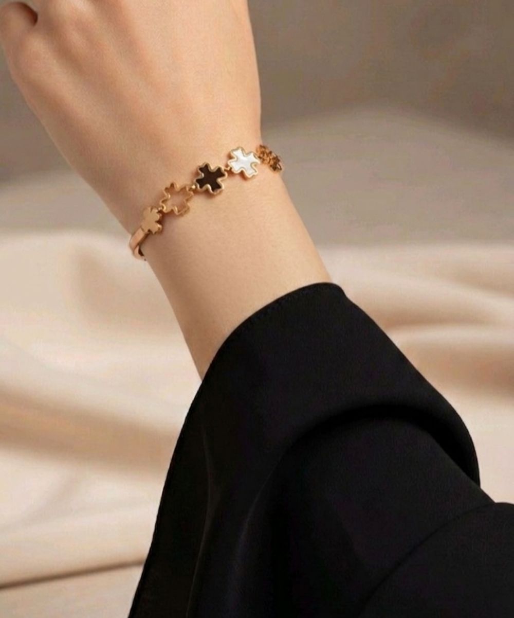 NAXAYA Arvelle 18K Gold Plated Bracelet
