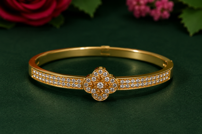 Premium Stainless Steel Clover Bracelet by NAXAYA